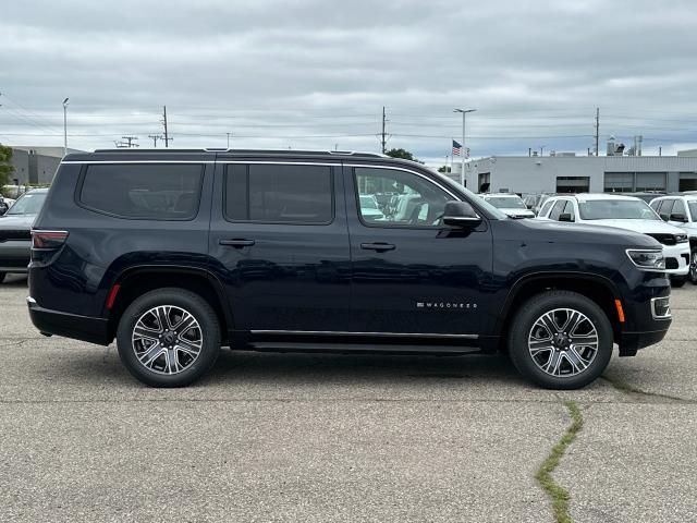 2025 Jeep Wagoneer Base