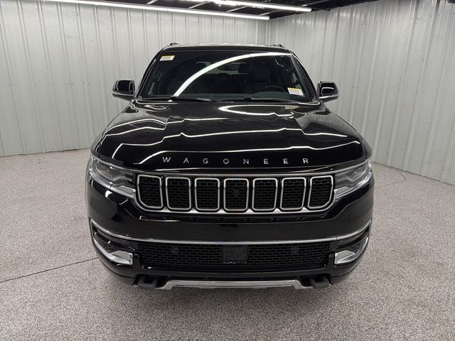 2025 Jeep Wagoneer Base