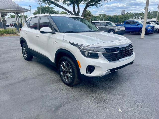 2025 Kia Seltos LX