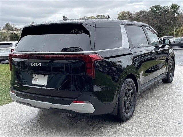 2025 Kia Carnival LXS