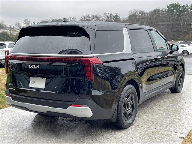 2025 Kia Carnival LXS