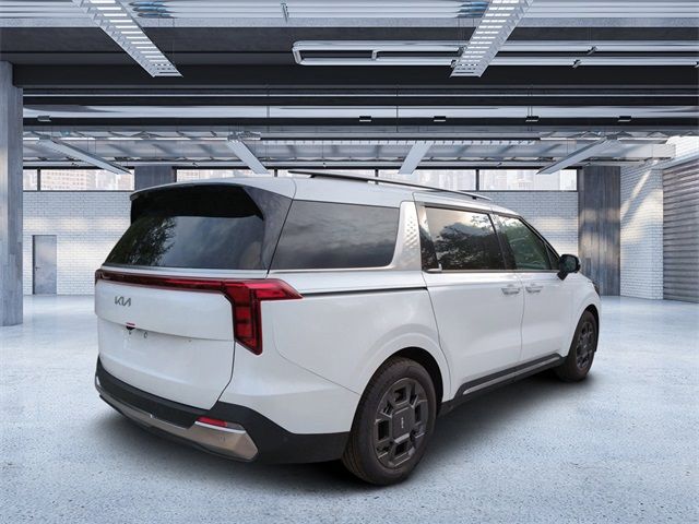 2025 Kia Carnival SX