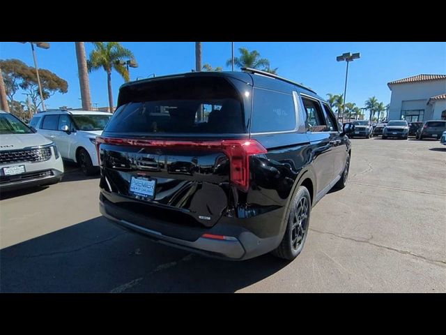 2025 Kia Carnival Hybrid SX