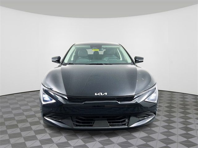 2025 Kia EV6 Light Long Range