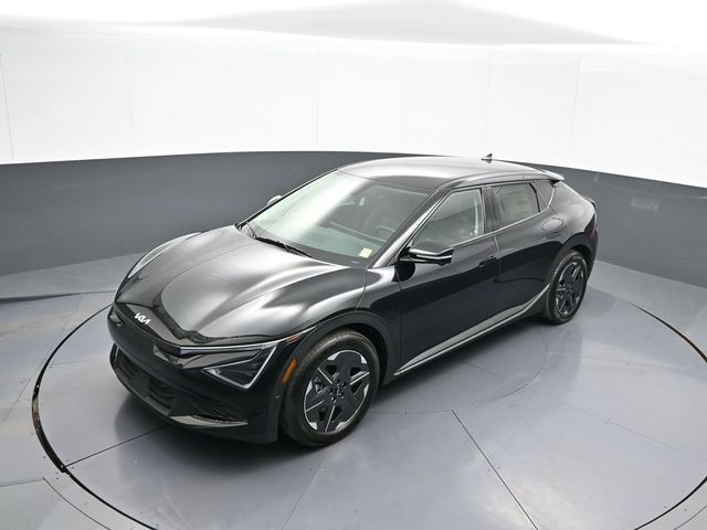 2025 Kia EV6 Light Long Range