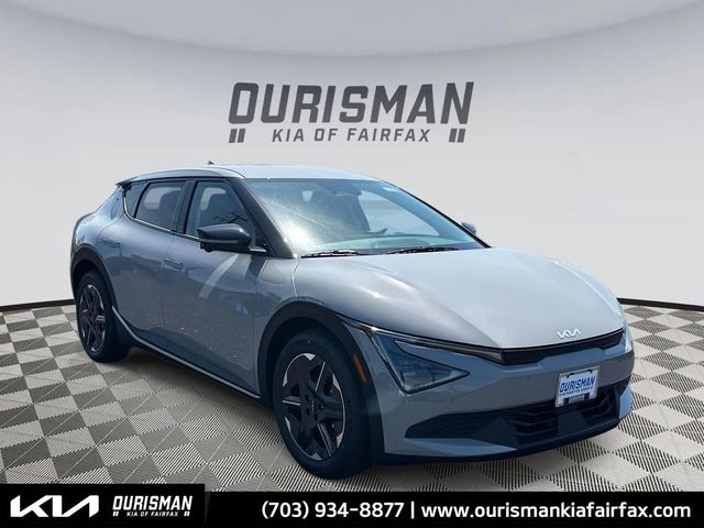 2025 Kia EV6 Light Long Range