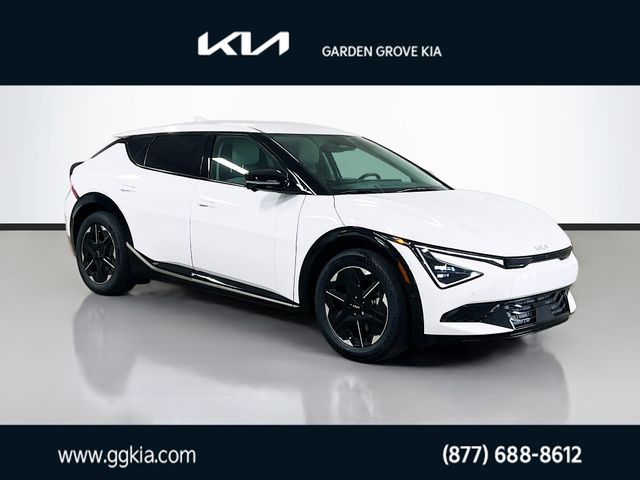 2025 Kia EV6 Wind