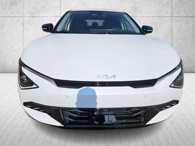 2025 Kia EV6 Wind