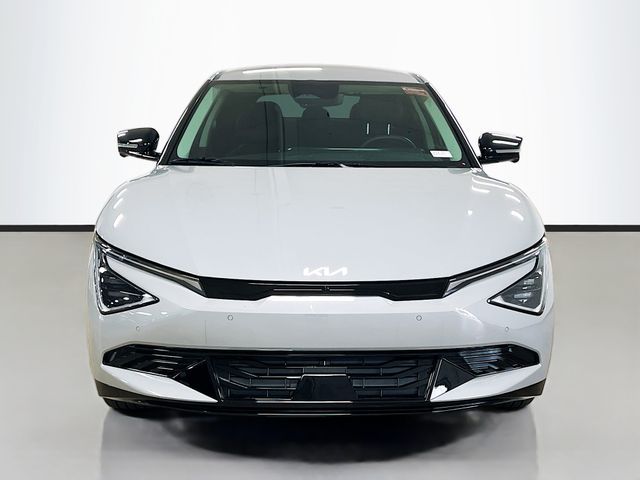 2025 Kia EV6 Wind