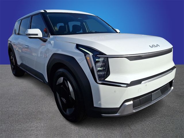 2025 Kia EV9 Light Long Range