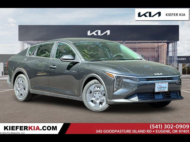 2025 Kia K4 LX