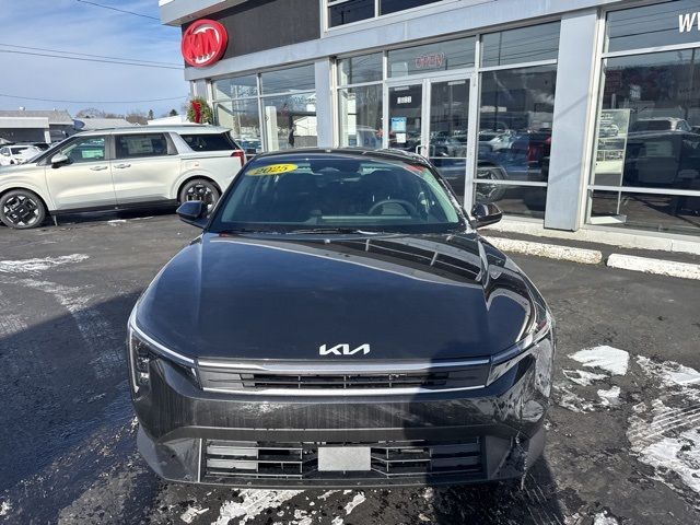 2025 Kia K4 LX