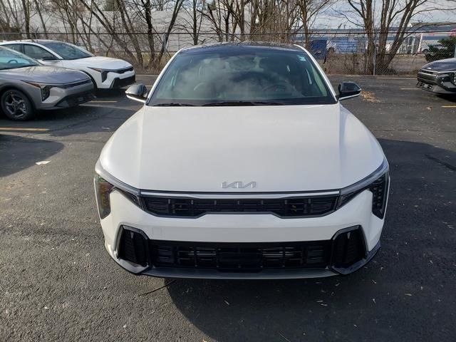 2025 Kia K4 GT-Line Turbo