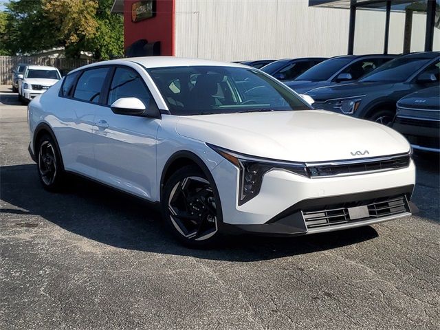 2025 Kia K4 EX