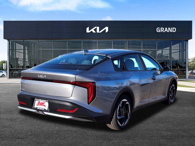2025 Kia K4 EX