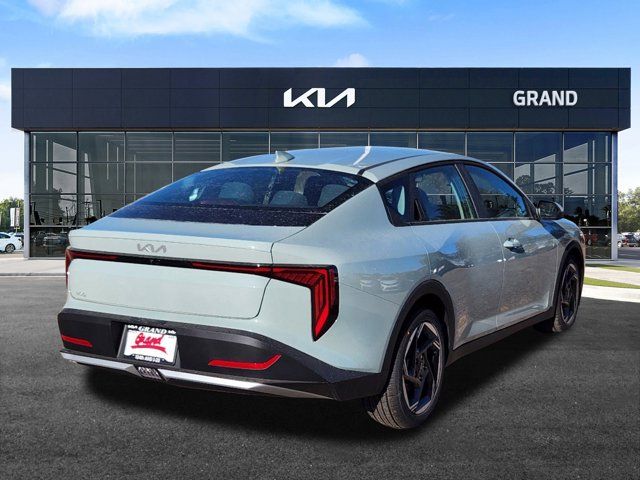 2025 Kia K4 EX