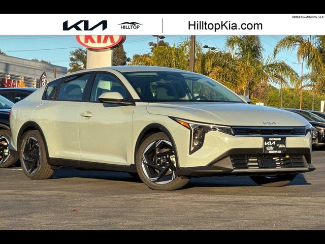 2025 Kia K4 EX