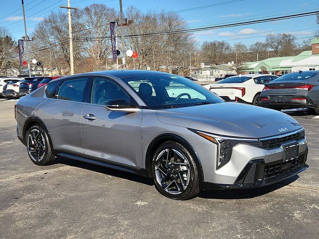 2025 Kia K4 GT-Line