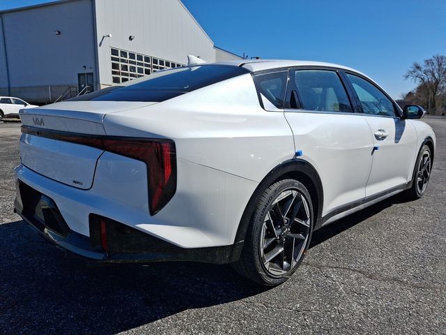 2025 Kia K4 GT-Line