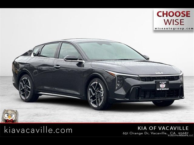 2025 Kia K4 GT-Line