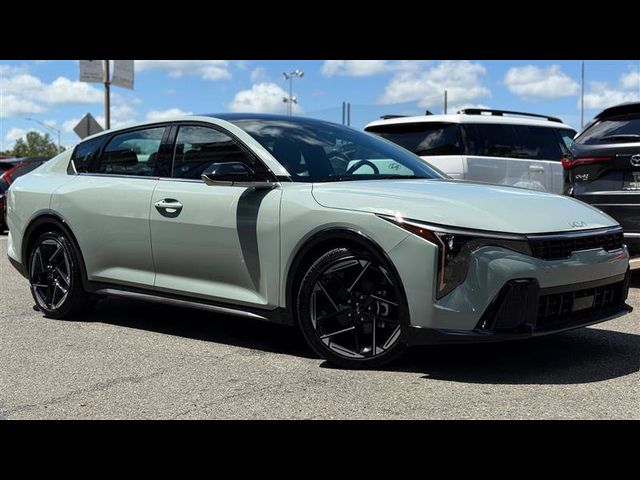 2025 Kia K4 GT-Line