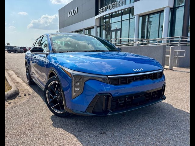 2025 Kia K4 GT-Line