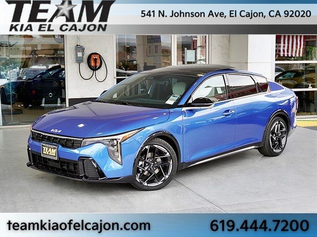 2025 Kia K4 GT-Line