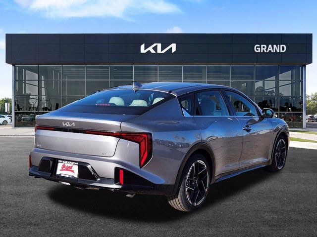 2025 Kia K4 GT-Line