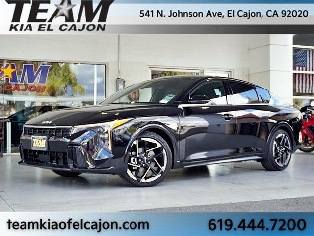 2025 Kia K4 GT-Line