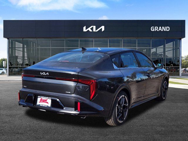 2025 Kia K4 GT-Line