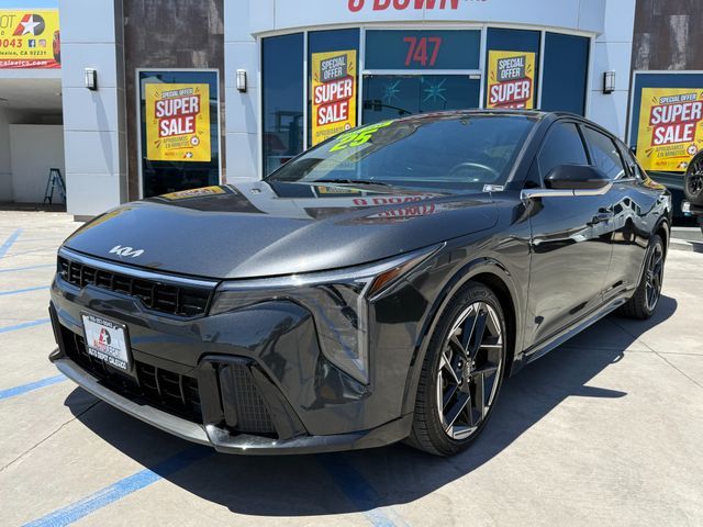 2025 Kia K4 GT-Line
