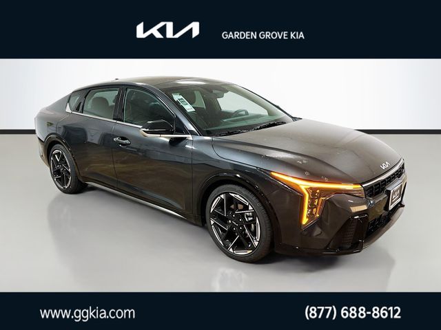 2025 Kia K4 GT-Line