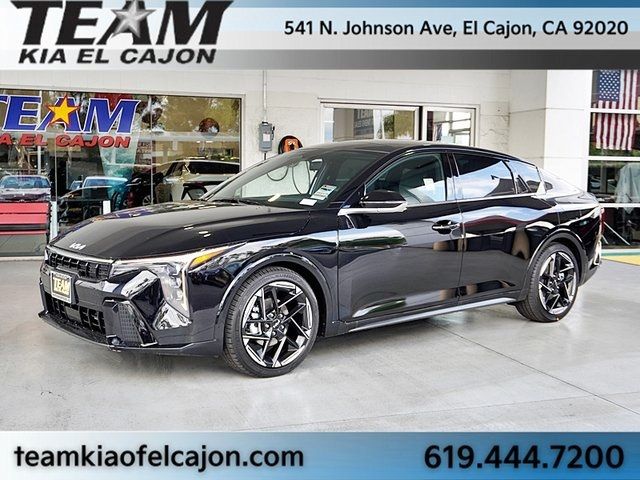 2025 Kia K4 GT-Line