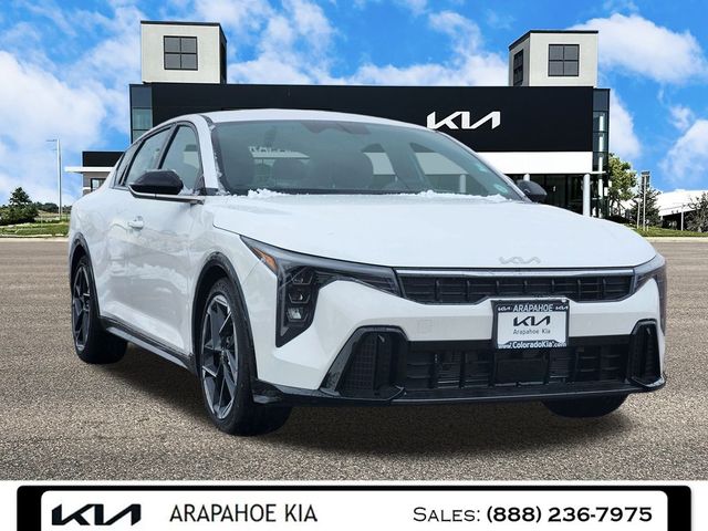 2025 Kia K4 GT-Line