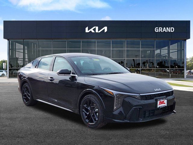 2025 Kia K4 GT-Line Turbo