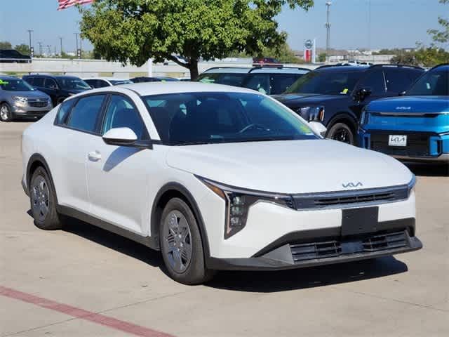 2025 Kia K4 LX