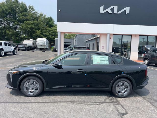 2025 Kia K4 LX