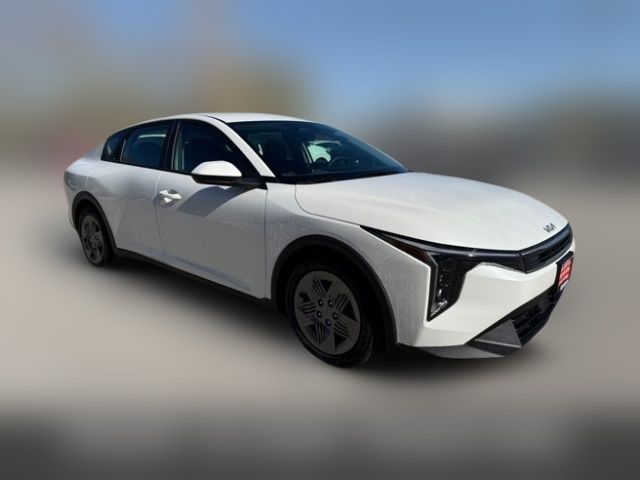 2025 Kia K4 LX