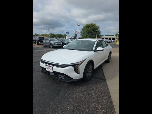 2025 Kia K4 LX