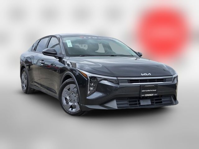 2025 Kia K4 LX