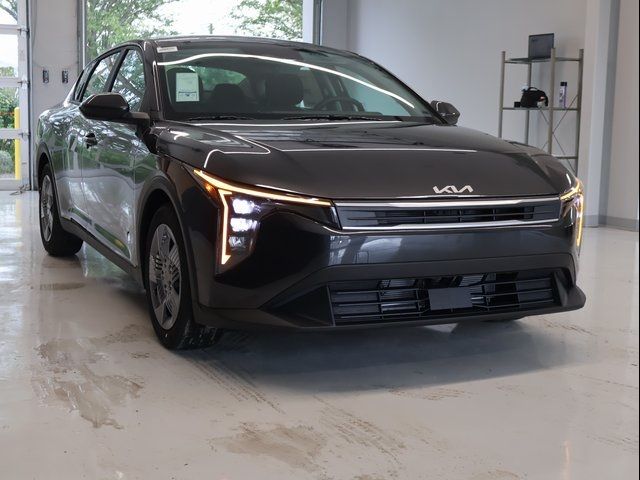 2025 Kia K4 LX