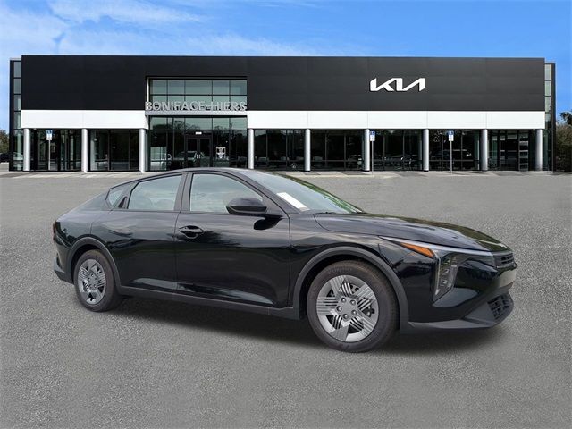 2025 Kia K4 LX