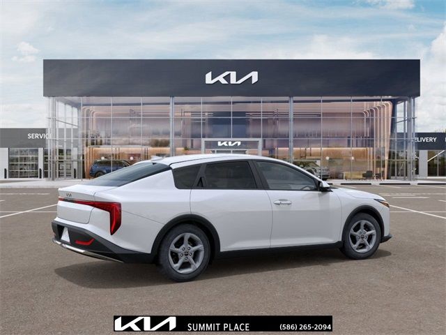 2025 Kia K4 LXS