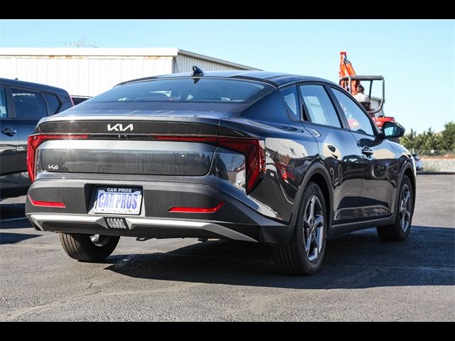 2025 Kia K4 LXS