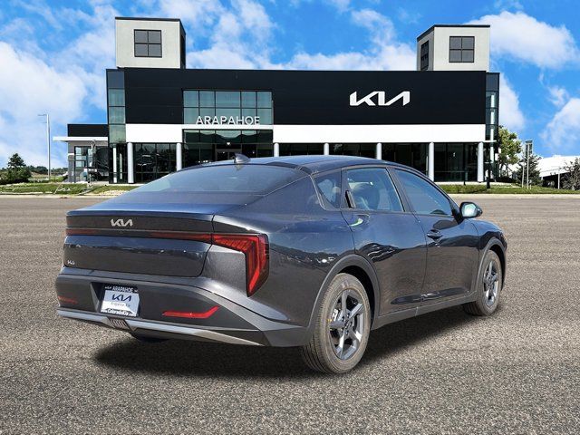 2025 Kia K4 LXS