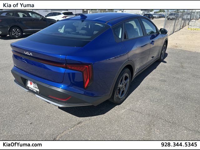 2025 Kia K4 LXS