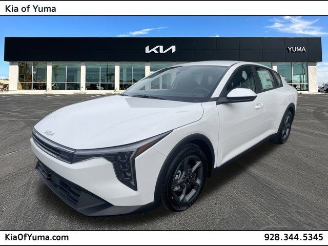 2025 Kia K4 LXS