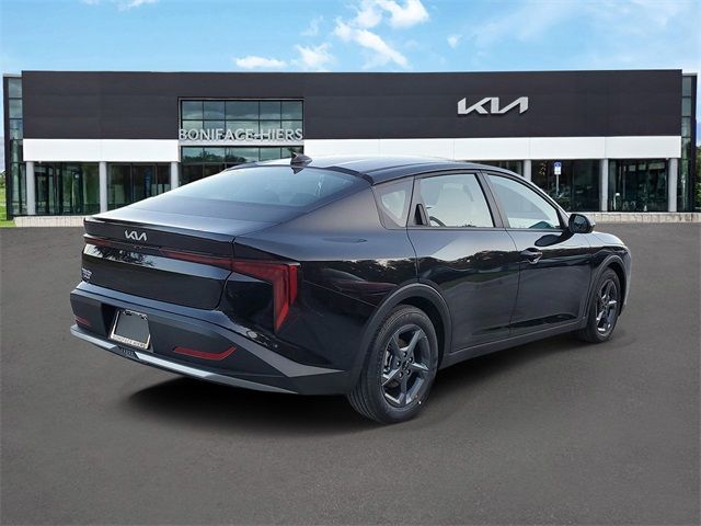 2025 Kia K4 LXS