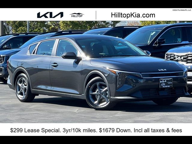 2025 Kia K4 LXS