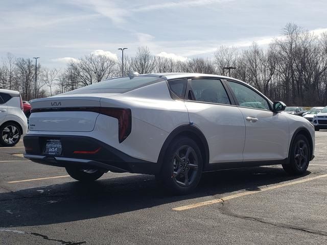 2025 Kia K4 LXS